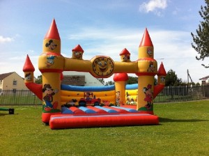 bouncy castles hire