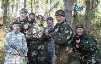 paintballing days for teambuilding
